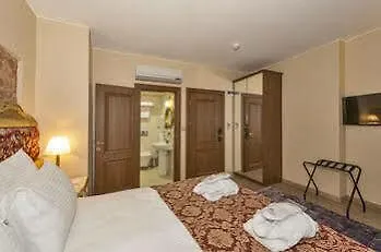 By Murat Royal Hotel Galata Stambuł 3*,